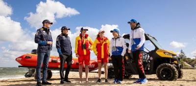 Οι οδηγοί της Red Bull Oracle Racing  «μεταμορφώθηκαν» για λίγο σε Aussie Surf Lifesavers