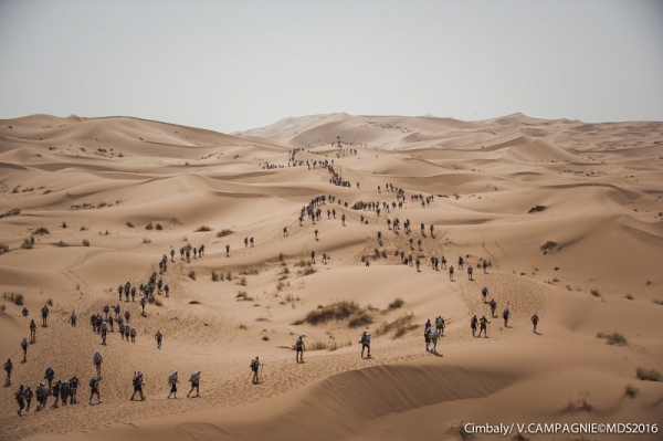 &Delta;&epsilon;&lambda;&tau;ί&omicron; &Tau;ύ&pi;&omicron;&upsilon; - 31&omicron; Marathon des Sables | &Eta; &mu;ά&chi;&eta; &tau;&omega;&nu; &delta;ύ&omicron; &Epsilon;&lambda;&lambda;ή&nu;&omega;&nu; &sigma;&tau;&eta;&nu; έ&rho;&eta;&mu;&omicron; &Sigma;&alpha;&chi;ά&rho;&alpha; &sigma;&upsilon;&nu;&epsilon;&chi;ί&zeta;&epsilon;&tau;&alpha;&iota;!