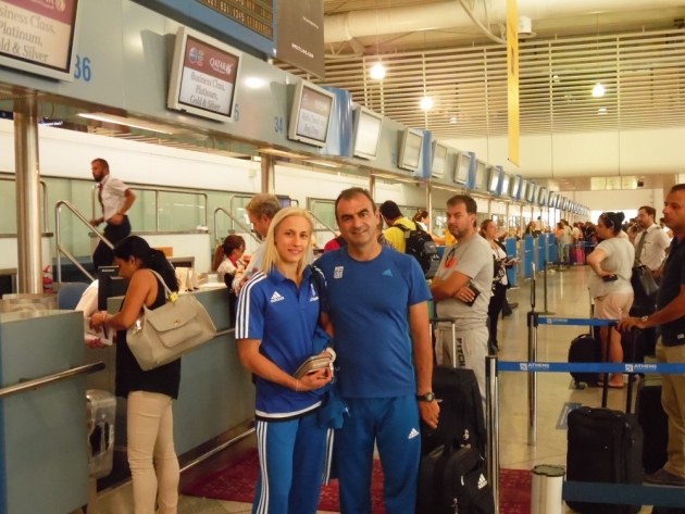 &Pi;&epsilon;&kappa;ί&nu;&omicron; 2015: &Eta; &epsilon;&theta;&nu;&iota;&kappa;ή &omicron;&mu;ά&delta;&alpha; &alpha;&nu;&alpha;&chi;ώ&rho;&eta;&sigma;&epsilon; &mu;&epsilon; ό&nu;&epsilon;&iota;&rho;&alpha; &kappa;&alpha;&iota; &pi;&rho;&omicron;&sigma;&delta;&omicron;&kappa;ί&epsilon;&sigmaf;