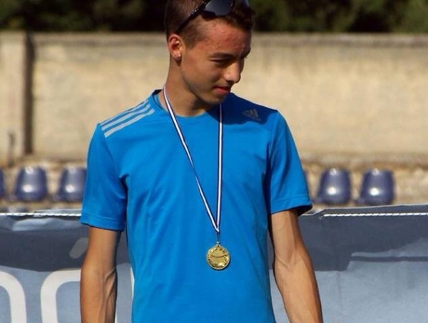 &Kappa;&alpha;&lambda;έ&sigmaf; &epsilon;&pi;&iota;&delta;ό&sigma;&epsilon;&iota;&sigmaf; &sigma;&tau;&omicron; &Delta;&iota;&alpha;&sigma;&upsilon;&lambda;&lambda;&omicron;&gamma;&iota;&kappa;ό &Pi;&rho;&omega;&tau;ά&theta;&lambda;&eta;&mu;&alpha; &mu;&epsilon; &alpha;&theta;&lambda;&eta;&tau;έ&sigmaf; έ&tau;&omicron;&iota;&mu;&omicron;&upsilon;&sigmaf; &gamma;&iota;&alpha; ό&rho;&iota;&alpha;