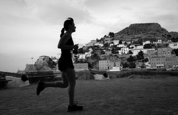 &Delta;&Epsilon;&Lambda;&Tau;&Iota;&Omicron; &Tau;&Upsilon;&Pi;&Omicron;&Upsilon; - &Pi;&rho;ώ&tau;&eta; &theta;έ&sigma;&eta; &gamma;&iota;&alpha; &tau;&eta;&nu; &Epsilon;&upsilon;&alpha;&gamma;&gamma;&epsilon;&lambda;ί&alpha; &Alpha;&pi;&omicron;&sigma;&tau;&omicron;&lambda;&omicron;&pi;&omicron;ύ&lambda;&omicron;&upsilon;, &sigma;&tau;&omicron;&nu; "&Alpha;&theta;&alpha;&nu;&alpha;&sigma;ά&kappa;&epsilon;&iota;&omicron;" &eta;&mu;&iota;&mu;&alpha;&rho;&alpha;&theta;ώ&nu;&iota;&omicron;