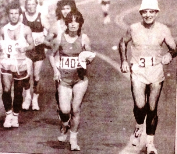 35&omicron;&sigmaf; &Alpha;&Mu;&Alpha;. 35 &chi;&rho;ό&nu;&iota;&alpha; &iota;&sigma;&tau;&omicron;&rho;ί&alpha;, 32 &eta;&mu;έ&rho;&epsilon;&sigmaf; &mu;έ&chi;&rho;&iota; &tau;&eta;&nu; &epsilon;&kappa;&kappa;ί&nu;&eta;&sigma;&eta;