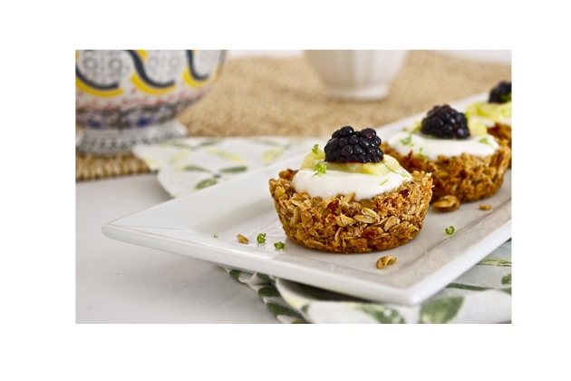 &Tau;ά&rho;&tau;&alpha; &mu;&epsilon; &gamma;&iota;&alpha;&omicron;ύ&rho;&tau;&iota; &kappa;&alpha;&iota; &delta;&eta;&mu;&eta;&tau;&rho;&iota;&alpha;&kappa;ά