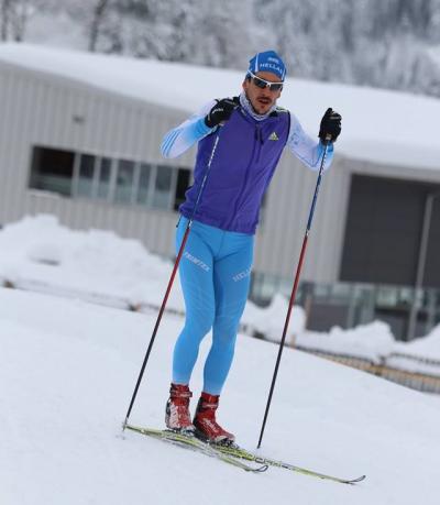 &Delta;&Epsilon;&Lambda;&Tau;&Iota;&Omicron; &Tau;&Upsilon;&Pi;&Omicron;&Upsilon; - &Alpha;&rho;&gamma;&upsilon;&rho;ό &eta; &Tau;&sigma;&alpha;&kappa;ί&rho;&eta;, &chi;ά&lambda;&kappa;&iota;&nu;&omicron; &eta; &Nu;&tau;ά&nu;&omicron;&upsilon;, &alpha;&nu;&epsilon;&beta;&alpha;&sigma;&mu;έ&nu;&omicron;&sigmaf; &omicron; &Alpha;&pi;ό&sigma;&tau;&omicron;&lambda;&omicron;&sigmaf; &Alpha;&gamma;&gamma;έ&lambda;&eta;&sigmaf;