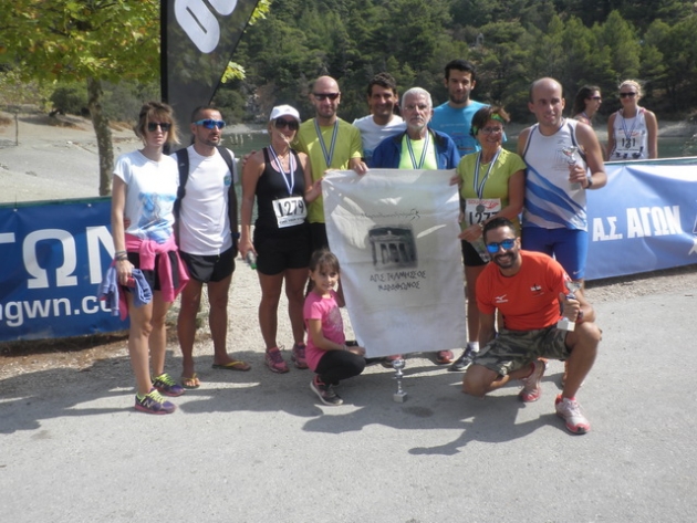 &Delta;&Epsilon;&Lambda;&Tau;&Iota;&Omicron; &Tau;&Upsilon;&Pi;&Omicron;&Upsilon; - &Sigma;&upsilon;&mu;&mu;&epsilon;&tau;&omicron;&chi;ή &Tau;&epsilon;&lambda;&mu;&eta;&sigma;&sigma;&omicron;ύ &sigma;&tau;&omicron;&nu; 3&omicron; &alpha;&gamma;ώ&nu;&alpha; &delta;&rho;ό&mu;&omicron;&upsilon; &lambda;ί&mu;&nu;&eta;&sigmaf; &Mu;&pi;&epsilon;&lambda;έ&tau;&sigma;&iota; 10&chi;&lambda;&mu;