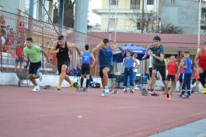 &Delta;&Epsilon;&Lambda;&Tau;&Iota;&Omicron; &Tau;&Upsilon;&Pi;&Omicron;&Upsilon; - 17 &mu;&epsilon;&tau;ά&lambda;&lambda;&iota;&alpha; &omicron; &Phi;ί&lambda;&iota;&pi;&pi;&omicron;&sigmaf; &Beta;έ&rho;&omicron;&iota;&alpha;&sigmaf; &sigma;&tau;&alpha; 21 &Kappa;&omega;&nu;&sigma;&tau;&alpha;&nu;&tau;&iota;&nu;ί&delta;&epsilon;&iota;&alpha;