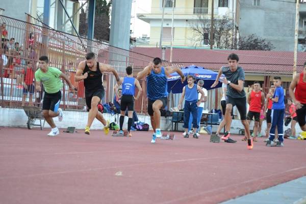 &Delta;&Epsilon;&Lambda;&Tau;&Iota;&Omicron; &Tau;&Upsilon;&Pi;&Omicron;&Upsilon; - 17 &mu;&epsilon;&tau;ά&lambda;&lambda;&iota;&alpha; &omicron; &Phi;ί&lambda;&iota;&pi;&pi;&omicron;&sigmaf; &Beta;έ&rho;&omicron;&iota;&alpha;&sigmaf; &sigma;&tau;&alpha; 21 &Kappa;&omega;&nu;&sigma;&tau;&alpha;&nu;&tau;&iota;&nu;ί&delta;&epsilon;&iota;&alpha;