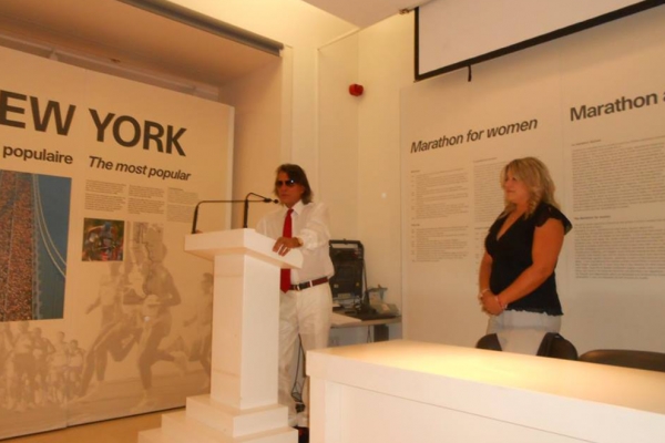 &Epsilon;&kappa;&delta;ή&lambda;&omega;&sigma;&eta; &sigma;&tau;&omicron; &Mu;&omicron;&upsilon;&sigma;&epsilon;ί&omicron; &Mu;&alpha;&rho;&alpha;&theta;&omega;&nu;ί&omicron;&upsilon; &Delta;&rho;ό&mu;&omicron;&upsilon; &gamma;&iota;&alpha; &tau;&eta;&nu; &beta;&rho;ά&beta;&epsilon;&upsilon;&sigma;&eta; &tau;&omega;&nu; &epsilon;&pi;&iota;&tau;&upsilon;&chi;ό&nu;&tau;&omega;&nu; &mu;&alpha;&theta;&eta;&tau;ώ&nu; &tau;&omicron;&upsilon; &Delta;ή&mu;&omicron;&upsilon; &Mu;&alpha;&rho;&alpha;&theta;ώ&nu;&omicron;&sigmaf; &sigma;&tau;&alpha; &alpha;&nu;ώ&tau;&alpha;&tau;&alpha; &epsilon;&kappa;&pi;&alpha;&iota;&delta;&epsilon;&upsilon;&tau;&iota;&kappa;ά &iota;&delta;&rho;ύ&mu;&alpha;&tau;&alpha; &tau;&eta;&sigmaf; &chi;ώ&rho;&alpha;&sigmaf; &mu;&alpha;&sigmaf;