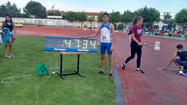 &Pi;&omicron;&lambda;ύ &kappa;&alpha;&lambda;ό&sigmaf; &omicron; έ&phi;&eta;&beta;&omicron;&sigmaf; &Gamma;&iota;ώ&rho;&gamma;&omicron;&sigmaf; &Lambda;&alpha;&mu;&pi;&rho;ό&pi;&omicron;&upsilon;&lambda;&omicron;&sigmaf; &sigma;&tau;&alpha; "&Epsilon;&lambda;&epsilon;&upsilon;&theta;έ&rho;&iota;&alpha;"