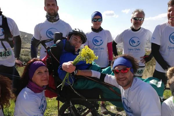 &Delta;&Epsilon;&Lambda;&Tau;&Iota;&Omicron; &Tau;&Upsilon;&Pi;&Omicron;&Upsilon; - &Omicron; &Upsilon;&mu;&eta;&tau;&tau;ό&sigmaf; έ&mu;&alpha;&theta;&epsilon; &pi;&omicron;&iota;&omicron;&iota; &epsilon;ί&nu;&alpha;&iota; &omicron;&iota; &ldquo;&Delta;&rho;&omicron;&mu;&epsilon;ί&sigmaf; &Epsilon;&lambda;&pi;ί&delta;&alpha;&sigmaf;&rdquo;