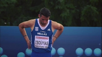 &Tau;&sigma;&omicron;ύ&gamma;&iota;&alpha;&sigmaf; &kappa;&alpha;&iota; &Kappa;&alpha;&rho;&alpha;&gamma;&iota;ά&nu;&nu;&eta; &tau;&rho;έ&chi;&omicron;&upsilon;&nu; &sigma;&tau;&eta;&nu; &Alpha;&lambda;&beta;&alpha;&nu;ί&alpha;