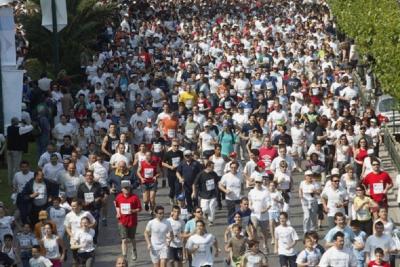 &Epsilon;&rho;&epsilon;&upsilon;&nu;&alpha; &mu;&epsilon; &theta;έ&mu;&alpha;: &Sigma;&tau;ά&sigma;&epsilon;&iota;&sigmaf; &delta;&rho;&omicron;&mu;έ&omega;&nu; &gamma;&iota;&alpha; &tau;&eta; &sigma;&upsilon;&mu;&mu;&epsilon;&tau;&omicron;&chi;ή &tau;&omicron;&upsilon;&sigmaf; &sigma;&epsilon; &alpha;&gamma;ώ&nu;&epsilon;&sigmaf; &delta;&rho;ό&mu;&omicron;&upsilon; &mu;&epsilon;&tau;ά &tau;&eta;&nu; &pi;&alpha;&nu;&delta;&eta;&mu;ί&alpha; COVID-19