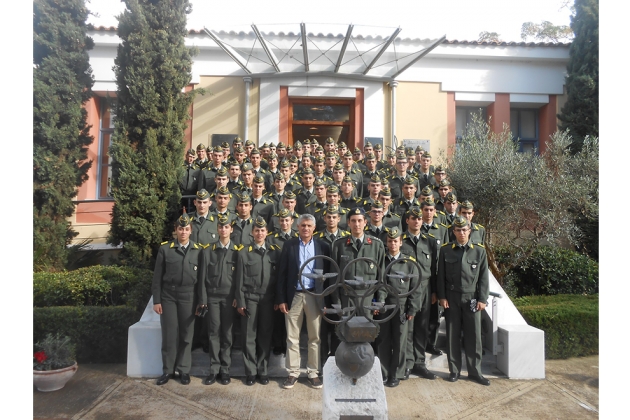 &Epsilon;&pi;ί&sigma;&kappa;&epsilon;&psi;&eta; &sigma;&chi;&omicron;&lambda;ή&sigmaf; &Epsilon;&upsilon;&epsilon;&lambda;&pi;ί&delta;&omega;&nu; &sigma;&tau;&omicron; &Mu;&omicron;&upsilon;&sigma;&epsilon;ί&omicron; &Mu;&alpha;&rho;&alpha;&theta;&omega;&nu;ί&omicron;&upsilon; &Delta;&rho;ό&mu;&omicron;&upsilon;