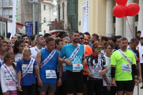 &Beta;ί&kappa;&omicron;&sigmaf; Street Relays &Kappa;&omicron;&zeta;ά&nu;&eta; - &Alpha;&pi;&omicron;&tau;&epsilon;&lambda;έ&sigma;&mu;&alpha;&tau;&alpha;