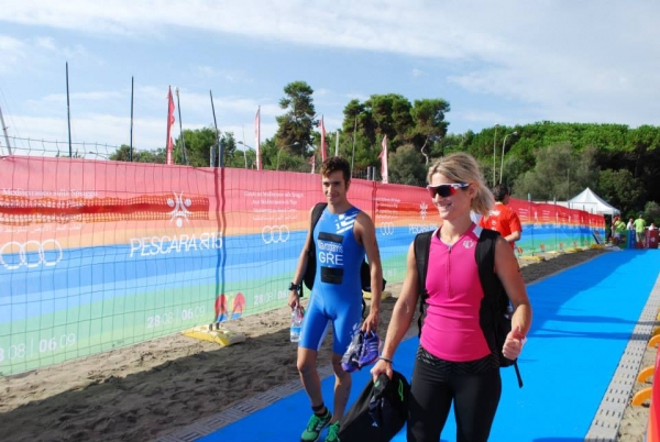 &Delta;&Epsilon;&Lambda;&Tau;&Iota;&Omicron; &Tau;&Upsilon;&Pi;&Omicron;&Upsilon; -  &Delta;&upsilon;&nu;&alpha;&tau;ή &alpha;&lambda;&lambda;ά &kappa;&alpha;&iota; &alpha;&xi;&iota;&omicron;&pi;&rho;&epsilon;&pi;ή&sigmaf; &eta; &pi;&alpha;&rho;&omicron;&upsilon;&sigma;ί&alpha; &tau;&omega;&nu; &Epsilon;&lambda;&lambda;ή&nu;&omega;&nu; &alpha;&theta;&lambda;&eta;&tau;ώ&nu; &sigma;&tau;&eta;&nu; &Pi;&epsilon;&sigma;&kappa;ά&rho;&alpha; &gamma;&iota;&alpha; &tau;&omicron; &alpha;&gamma;ώ&nu;&iota;&sigma;&mu;&alpha; &tau;&omicron;&upsilon; Aquathlon