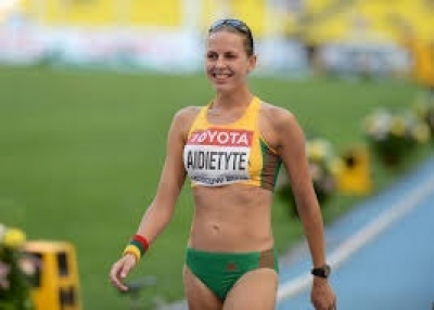 &Xi;έ&nu;&omicron;&iota; &alpha;&theta;&lambda;&eta;&tau;έ&sigmaf; &sigma;&tau;&omicron;&nu; &alpha;&gamma;ώ&nu;&alpha; &beta;ά&delta;&eta;&nu; &tau;&eta;&sigmaf; &epsilon;&rho;&chi;ό&mu;&epsilon;&nu;&eta;&sigmaf; &epsilon;&beta;&delta;&omicron;&mu;ά&delta;&alpha;&sigmaf;