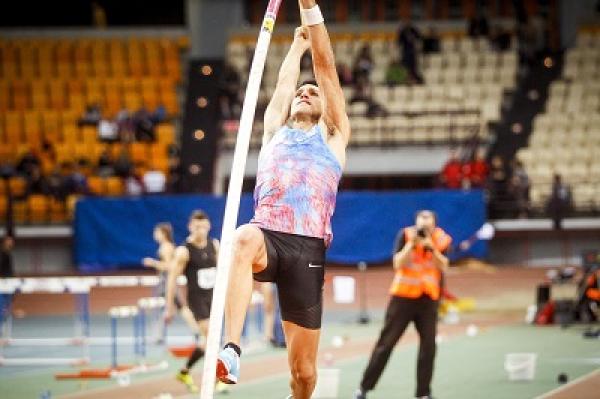 &Omicron; &Phi;&iota;&lambda;&iota;&pi;&pi;ί&delta;&eta;&sigmaf; έ&tau;&omicron;&iota;&mu;&omicron;&sigmaf; &gamma;&iota;&alpha; &tau;&omicron;&nu; &tau;&epsilon;&lambda;&epsilon;&upsilon;&tau;&alpha;ί&omicron; &delta;&upsilon;&nu;&alpha;&tau;ό &alpha;&gamma;ώ&nu;&alpha; &pi;&rho;&iota;&nu; &tau;&omicron; &Pi;&alpha;&gamma;&kappa;ό&sigma;&mu;&iota;&omicron; &Pi;&rho;&omega;&tau;ά&theta;&lambda;&eta;&mu;&alpha;
