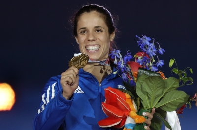 &Kappa;&alpha;&tau;&epsilon;&rho;ί&nu;&alpha; &Sigma;&tau;&epsilon;&phi;&alpha;&nu;ί&delta;&eta;: "&Eta;&theta;&epsilon;&lambda;&alpha; &kappa;&alpha;&iota; &tau;&omicron; &rho;&epsilon;&kappa;ό&rho;" (&Beta;&Iota;&Nu;&Tau;&Epsilon;&Omicron;)