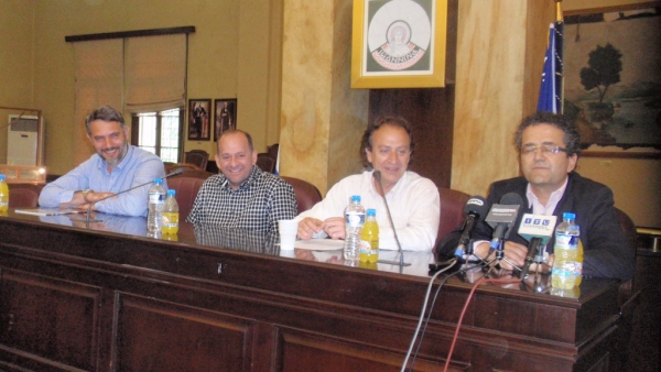 &Delta;&Epsilon;&Lambda;&Tau;&Iota;&Omicron; &Tau;&Upsilon;&Pi;&Omicron;&Upsilon; - &Tau;&alpha; Relays &epsilon;&pi;&iota;&sigma;&tau;&rho;έ&phi;&omicron;&upsilon;&nu; &sigma;&tau;&alpha; &Gamma;&iota;ά&nu;&nu;&epsilon;&nu;&alpha; &sigma;&tau;&iota;&sigmaf; 13 &Iota;&omicron;&upsilon;&nu;ί&omicron;&upsilon; &mu;&epsilon; &tau;&omicron;&nu; &ldquo;&Gamma;ύ&rho;&omicron; &tau;&omicron;&upsilon; &Kappa;ά&sigma;&tau;&rho;&omicron;&upsilon;&rdquo;!