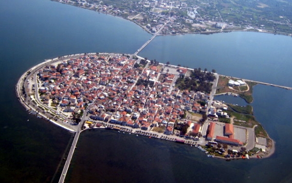 &Delta;&Epsilon;&Lambda;&Tau;&Iota;&Omicron; &Tau;&Upsilon;&Pi;&Omicron;&Upsilon; - &Epsilon;&kappa;&delta;&rho;&omicron;&mu;ή - &Sigma;&upsilon;&mu;&mu;&epsilon;&tau;&omicron;&chi;ή &Tau;&epsilon;&lambda;&mu;&eta;&sigma;&sigma;&omicron;&upsilon; &sigma;&tau;&omicron;&nu; 9&omicron; &Alpha;&gamma;ώ&nu;&alpha; &Delta;&rho;ό&mu;&omicron;&upsilon; &Lambda;&iota;&mu;&nu;&omicron;&theta;ά&lambda;&alpha;&sigma;&sigma;&alpha;&sigmaf; &Alpha;&iota;&tau;&omega;&lambda;&iota;&kappa;&omicron;ύ - &Psi;&alpha;&rho;ά&delta;&iota;&kappa;&eta; &Gamma;&iota;&omicron;&rho;&tau;ή 26/9/15