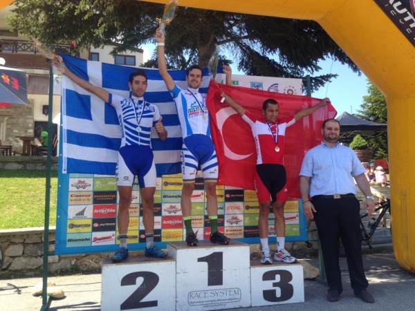 &Delta;&Epsilon;&Lambda;&Tau;&Iota;&Omicron; &Tau;&Upsilon;&Pi;&Omicron;&Upsilon; -  &Delta;&iota;&epsilon;&theta;&nu;&epsilon;ί&sigmaf; &delta;&iota;&alpha;&kappa;&rho;ί&sigma;&epsilon;&iota;&sigmaf; &omicron;&iota; &alpha;&theta;&lambda;&eta;&tau;έ&sigmaf; &tau;&eta;&sigmaf; SMF TEAM &sigma;&tau;ό &Beta;&alpha;&lambda;&kappa;&alpha;&nu;&iota;&kappa;ό &kappa;ύ&pi;&epsilon;&lambda;&lambda;&omicron;