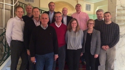 &Sigma;&upsilon;&nu;&epsilon;&delta;&rho;ί&alpha;&sigma;&epsilon; &eta; &Epsilon;&pi;&iota;&tau;&rho;&omicron;&pi;ή &Alpha;&gamma;ώ&nu;&omega;&nu; &tau;&eta;&sigmaf; &Epsilon;&Alpha;&Alpha;, &mu;&epsilon; &tau;&eta; &sigma;&upsilon;&mu;&mu;&epsilon;&tau;&omicron;&chi;ή &tau;&omicron;&upsilon; &Iota;&alpha;&kappa;&omega;&beta;ά&kappa;&eta;