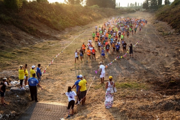 &Alpha;&rho;&chi;&alpha;ί&alpha; &Sigma;&tau;ά&delta;&iota;&alpha; &ndash; &Sigma;ύ&gamma;&chi;&rho;&omicron;&nu;&omicron;&iota; &Alpha;&gamma;ώ&nu;&epsilon;&sigmaf;