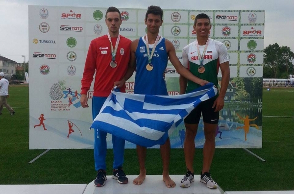 &Omicron; &Alpha;&lambda;έ&xi;&alpha;&nu;&delta;&rho;&omicron;&sigmaf; &Sigma;&pi;&upsilon;&rho;&iota;&delta;&omega;&nu;ί&delta;&eta;&sigmaf; &sigma;&eta;&mu;&epsilon;ί&omega;&sigma;&epsilon; &pi;&alpha;&nu;&epsilon;&lambda;&lambda;ή&nu;&iota;&omicron; &rho;&epsilon;&kappa;ό&rho; &sigma;&tau;&omicron; έ&pi;&tau;&alpha;&theta;&lambda;&omicron;