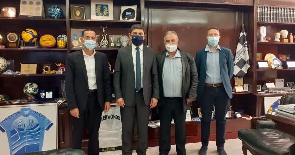 &Sigma;&upsilon;&nu;ά&nu;&tau;&eta;&sigma;&eta; &tau;&eta;&sigmaf; &Epsilon;&Omicron;&Sigma;&Lambda;&Mu;&Alpha;&Upsilon; &mu;&epsilon; &tau;&omicron;&nu; &Upsilon;&phi;&upsilon;&pi;&omicron;&upsilon;&rho;&gamma;ό &Alpha;&theta;&lambda;&eta;&tau;&iota;&sigma;&mu;&omicron;ύ