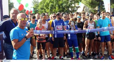 &Delta;&Epsilon;&Lambda;&Tau;&Iota;&Omicron; &Tau;&Upsilon;&Pi;&Omicron;&Upsilon; - &Omicron;&iota; &phi;&omega;&tau;&omicron;&gamma;&rho;&alpha;&phi;ί&epsilon;&sigmaf;, &tau;&alpha; &delta;&iota;&pi;&lambda;ώ&mu;&alpha;&tau;&alpha; &kappa;&alpha;&iota; &omicron;&iota; &epsilon;&pi;ί&sigma;&eta;&mu;&omicron;&iota; &chi;&rho;ό&nu;&omicron;&iota; &tau;&omicron;&upsilon; 5&omicron;&upsilon; &Alpha;&gamma;ώ&nu;&alpha; &Iota;&sigma;&tau;&omicron;&rho;&iota;&kappa;ή&sigmaf; &Mu;&nu;ή&mu;&eta;&sigmaf; &Nu;έ&alpha;&sigmaf; &Sigma;&mu;ύ&rho;&nu;&eta;&sigmaf;