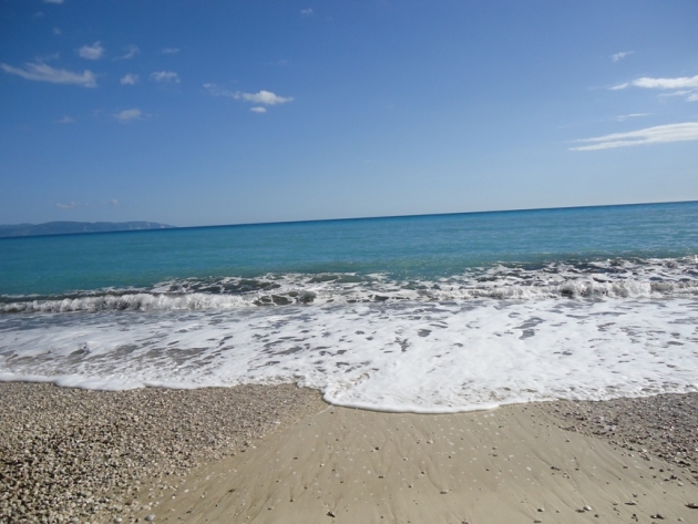 &Delta;&Epsilon;&Lambda;&Tau;&Iota;&Omicron; &Tau;&Upsilon;&Pi;&Omicron;&Upsilon; -  &Sigma;&tau;&omicron;&nu; &pi;&eta;&gamma;&alpha;&iota;&mu;ό &gamma;&iota;&alpha; &tau;&omicron;&nu; &Lambda;&omicron;&upsilon;&rho;&delta;ά &epsilon;ί&nu;&alpha;&iota; &laquo;&delta;&iota;&tau;&tau;ό&sigmaf;&raquo; &omicron; &delta;&rho;ό&mu;&omicron;&sigmaf; &hellip;. &sigma;&tau;&epsilon;&rho;&iota;&alpha;&nu;ό&sigmaf; &kappa;&alpha;&iota; &theta;&alpha;&lambda;ά&sigma;&sigma;&iota;&omicron;&sigmaf;