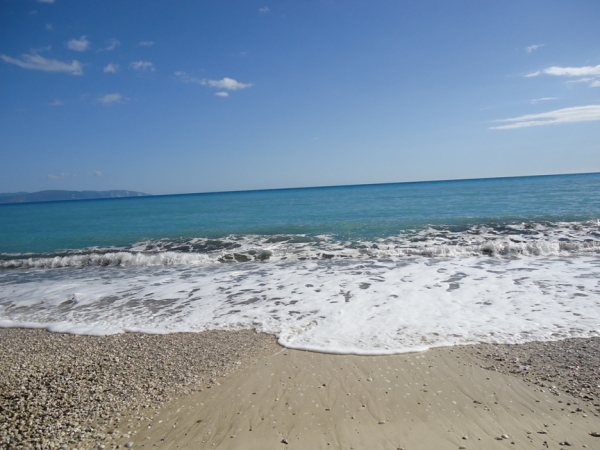 &Delta;&Epsilon;&Lambda;&Tau;&Iota;&Omicron; &Tau;&Upsilon;&Pi;&Omicron;&Upsilon; -  &Sigma;&tau;&omicron;&nu; &pi;&eta;&gamma;&alpha;&iota;&mu;ό &gamma;&iota;&alpha; &tau;&omicron;&nu; &Lambda;&omicron;&upsilon;&rho;&delta;ά &epsilon;ί&nu;&alpha;&iota; &laquo;&delta;&iota;&tau;&tau;ό&sigmaf;&raquo; &omicron; &delta;&rho;ό&mu;&omicron;&sigmaf; &hellip;. &sigma;&tau;&epsilon;&rho;&iota;&alpha;&nu;ό&sigmaf; &kappa;&alpha;&iota; &theta;&alpha;&lambda;ά&sigma;&sigma;&iota;&omicron;&sigmaf;