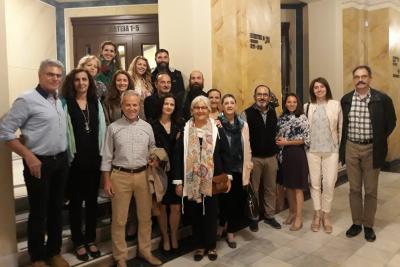 &Delta;&Epsilon;&Lambda;&Tau;&Iota;&Omicron; &Tau;&Upsilon;&Pi;&Omicron;&Upsilon; - &Omicron;&iota; &Alpha;&theta;&eta;&nu;&alpha;ί&omicron;&iota; &Delta;&rho;&omicron;&mu;&epsilon;ί&sigmaf; &sigma;&tau;&omicron; &Theta;έ&alpha;&tau;&rho;&omicron; - &Mu;&iota;&sigma;ά&nu;&theta;&rho;&omega;&pi;&omicron;&sigmaf;