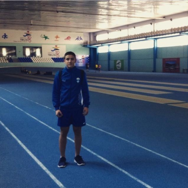 &Beta;&alpha;&lambda;&kappa;&alpha;&nu;&iota;&kappa;&omicron;ί &Pi;/&Kappa;. &Xi;&epsilon;&kappa;ί&nu;&eta;&mu;&alpha; &mu;&epsilon; &mu;&epsilon;&tau;ά&lambda;&lambda;&iota;&omicron; &sigma;&tau;&eta; &sigma;&phi;&upsilon;&rho;&omicron;&beta;&omicron;&lambda;ί&alpha;