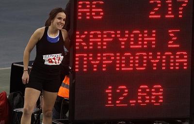 &Eta; &Sigma;&pi;&upsilon;&rho;&iota;&delta;&omicron;ύ&lambda;&alpha; &Kappa;&alpha;&rho;ύ&delta;&eta; &beta;ά&zeta;&epsilon;&iota; &sigma;&tau;ό&chi;&omicron; &tau;&alpha; 13,00 &mu;έ&tau;&rho;&alpha;