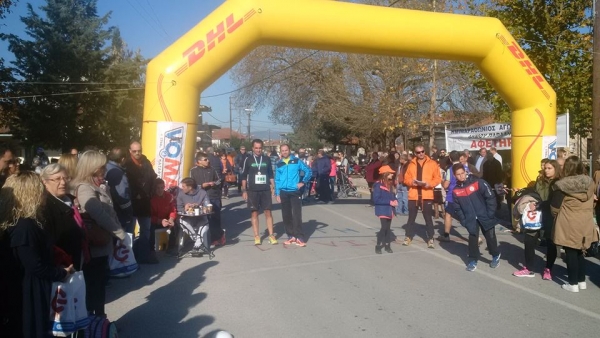 &Delta;&Epsilon;&Lambda;&Tau;&Iota;&Omicron; &Tau;&Upsilon;&Pi;&Omicron;&Upsilon; - &Mu;&epsilon; &sigma;&upsilon;&mu;&mu;&epsilon;&tau;&omicron;&chi;ή &sigma;&epsilon; 5 &alpha;&gamma;ώ&nu;&epsilon;&sigmaf; &delta;&rho;ό&mu;&omicron;&upsilon; &kappa;&alpha;&iota; &beta;&omicron;&upsilon;&nu;&omicron;ύ &eta; &epsilon;&beta;&delta;&omicron;&mu;ά&delta;&alpha; &pi;&omicron;&upsilon; &pi;έ&rho;&alpha;&sigma;&epsilon; &gamma;&iota;&alpha; &tau;&omicron;&upsilon;&sigmaf; &delta;&rho;&omicron;&mu;&epsilon;ί&sigmaf; &tau;&omicron;&upsilon; &Sigma;&upsilon;&lambda;&lambda;ό&gamma;&omicron;&upsilon; ''&Tau;&rho;&alpha;&chi;ί&nu;&alpha;"