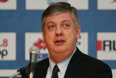 &Kappa;ώ&sigma;&tau;&alpha;&sigmaf; &Pi;&alpha;&nu;&alpha;&gamma;ό&pi;&omicron;&upsilon;&lambda;&omicron;&sigmaf;: "&Epsilon;ί&mu;&alpha;&sigma;&tau;&epsilon; &epsilon;&delta;ώ &gamma;&iota;&alpha; &tau;&alpha; &delta;ύ&sigma;&kappa;&omicron;&lambda;&alpha;"