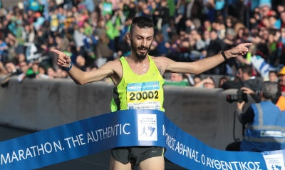 &Omicron;&iota; &Omicron;&mu;ά&delta;&epsilon;&sigmaf; &tau;&omicron;&upsilon; 35&omicron;&upsilon; &Alpha;&Mu;&Alpha;. &Mu;&epsilon; &epsilon;&pi;&iota;&kappa;&epsilon;&phi;&alpha;&lambda;ή&sigmaf; &tau;&rho;&epsilon;&iota;&sigmaf; &pi;&rho;&omega;&tau;&alpha;&theta;&lambda;&eta;&tau;έ&sigmaf; &eta; Wind