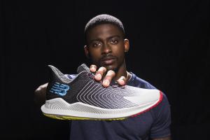 &Delta;&Epsilon;&Lambda;&Tau;&Iota;&Omicron; &Tau;&Upsilon;&Pi;&Omicron;&Upsilon; - &Eta; &sigma;&epsilon;&iota;&rho;ά FuelCell &tau;&eta;&sigmaf; New Balance &sigma;&upsilon;&sigma;&tau;ή&nu;&epsilon;&iota; &tau;&omicron; &epsilon;&xi;&omega;&pi;&rho;&alpha;&gamma;&mu;&alpha;&tau;&iota;&kappa;ά &gamma;&rho;ή&gamma;&omicron;&rho;&omicron; Propel