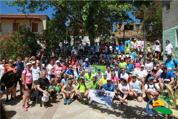 &Delta;&Epsilon;&Lambda;&Tau;&Iota;&Omicron; &Tau;&Upsilon;&Pi;&Omicron;&Upsilon; - &Delta;&rho;ό&mu;&omicron;&sigmaf; &Epsilon;&kappa;&epsilon;&chi;&epsilon;&iota;&rho;ί&alpha;&sigmaf; 2018: 500 &nu;έ&omicron;&iota; &alpha;&gamma;&gamma;&epsilon;&lambda;&iota;&alpha;&phi;ό&rho;&omicron;&iota; &tau;&eta;&sigmaf; &epsilon;&iota;&rho;ή&nu;&eta;&sigmaf; &alpha;&pi;ό &tau;&eta;&nu; Ή&lambda;&iota;&delta;&alpha; έ&omega;&sigmaf; &tau;&eta;&nu; &Omicron;&lambda;&upsilon;&mu;&pi;ί&alpha;