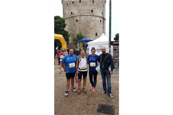 &Delta;&Epsilon;&Lambda;&Tau;&Iota;&Omicron; &Tau;&Upsilon;&Pi;&Omicron;&Upsilon; - &Mu;&epsilon; &tau;&rho;&epsilon;&iota;&sigmaf; &alpha;&theta;&lambda;&eta;&tau;έ&sigmaf; &omicron; &Sigma;&Delta;&Upsilon;&Mu; &sigma;&tau;&omicron;&nu; 4&deg; &Delta;&iota;&epsilon;&theta;&nu;ή &Nu;&upsilon;&chi;&tau;&epsilon;&rho;&iota;&nu;ό &Eta;&mu;&iota;&mu;&alpha;&rho;&alpha;&theta;ώ&nu;&iota;&omicron; &Theta;&epsilon;&sigma;&sigma;&alpha;&lambda;&omicron;&nu;ί&kappa;&eta;&sigmaf;