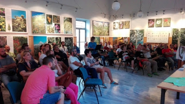 &Delta;&Epsilon;&Lambda;&Tau;&Iota;&Omicron; &Tau;&Upsilon;&Pi;&Omicron;&Upsilon; - &Eta;&mu;&epsilon;&rho;ί&delta;&alpha; &mu;&epsilon; &theta;έ&mu;&alpha; &tau;&eta; &delta;&iota;&alpha;&chi;&epsilon;ί&rho;&iota;&sigma;&eta; &tau;&rho;&alpha;&upsilon;&mu;&alpha;&tau;&iota;&sigma;&mu;ώ&nu; &sigma;&tau;&omicron; &beta;&omicron;&upsilon;&nu;ό &kappa;&alpha;&iota; &Pi;ά&sigma;&tau;&alpha; &Pi;ά&rho;&tau;&upsilon; &tau;&eta;&nu; &pi;&alpha;&rho;&alpha;&mu;&omicron;&nu;ή &tau;&omicron;&upsilon; &alpha;&gamma;ώ&nu;&alpha;