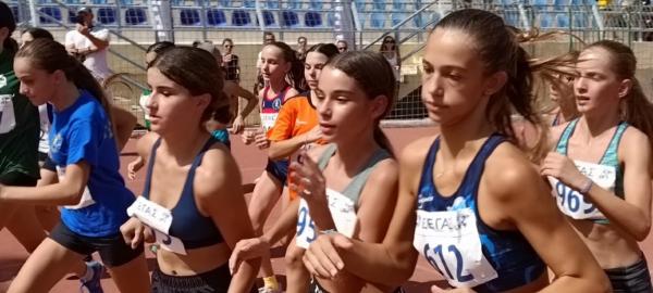 &Phi;&epsilon;&sigma;&tau;&iota;&beta;ά&lambda; &Kappa;&lambda;&alpha;&sigma;&iota;&kappa;&omicron;ύ &Alpha;&theta;&lambda;&eta;&tau;&iota;&sigma;&mu;&omicron;ύ &Mu;&epsilon;&sigma;ό&gamma;&epsilon;&iota;&alpha;: &Mu;ί&alpha; &delta;&iota;&omicron;&rho;&gamma;ά&nu;&omega;&sigma;&eta; &pi;&omicron;&upsilon; έ&gamma;&iota;&nu;&epsilon; &theta;&epsilon;&sigma;&mu;ό&sigmaf;