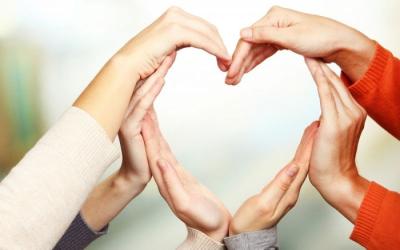 &Eta; &kappa;&omicron;&iota;&nu;&omega;&nu;&iota;&kappa;ή &pi;&rho;&omicron;&sigma;&phi;&omicron;&rho;ά &tau;&omicron;&upsilon; 7&omicron;&upsilon; &Eta;&mu;&iota;&mu;&alpha;&rho;&alpha;&theta;&omega;&nu;ί&omicron;&upsilon; &tau;&eta;&sigmaf; &Alpha;&theta;ή&nu;&alpha;&sigmaf;