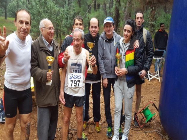 &Delta;&Epsilon;&Lambda;&Tau;&Iota;&Omicron; &Tau;&Upsilon;&Pi;&Omicron;&Upsilon; - &Sigma;&upsilon;&mu;&mu;&epsilon;&tau;&omicron;&chi;ή &alpha;&theta;&lambda;&eta;&tau;ώ&nu; &tau;&omicron;&upsilon; &Tau;&epsilon;&lambda;&mu;&eta;&sigma;&sigma;&omicron;ύ &sigma;&tau;&omicron;&nu; 17o &alpha;&gamma;ώ&nu;&alpha; &delta;&rho;ό&mu;&omicron;&upsilon; Ά&lambda;&sigma;&omicron;&upsilon;&sigmaf; &Delta;&alpha;&phi;&nu;ί&omicron;&upsilon;