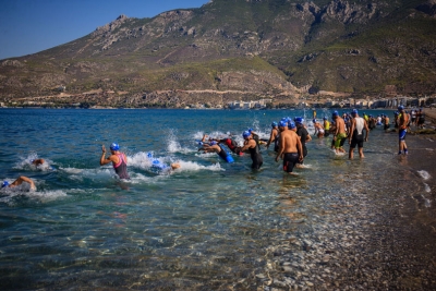 &Delta;&Epsilon;&Lambda;&Tau;&Iota;&Omicron; &Tau;&Upsilon;&Pi;&Omicron;&Upsilon; - Triathlon1: &Sigma;&tau;&omicron; &Lambda;&omicron;&upsilon;&tau;&rho;ά&kappa;&iota; 15 &Omicron;&kappa;&tau;&omega;&beta;&rho;ί&omicron;&upsilon; &tau;&omicron; &Pi;&alpha;&nu;&epsilon;&lambda;&lambda;ή&nu;&iota;&omicron; &Pi;&rho;&omega;&tau;ά&theta;&lambda;&eta;&mu;&alpha; &kappa;&alpha;&iota; &Mu;&epsilon;&sigma;&omicron;&gamma;&epsilon;&iota;&alpha;&kappa;ό &Kappa;ύ&pi;&epsilon;&lambda;&lambda;&omicron; &Tau;&rho;&iota;ά&theta;&lambda;&omicron;&upsilon;!