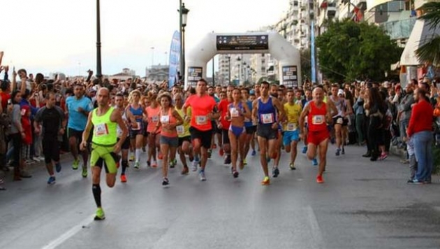 &Delta;&Epsilon;&Lambda;&Tau;&Iota;&Omicron; &Tau;&Upsilon;&Pi;&Omicron;&Upsilon; - Ό&rho;&iota;&alpha; &sigma;&upsilon;&mu;&mu;&epsilon;&tau;&omicron;&chi;ή&sigmaf; &kappa;&alpha;&iota; &Tau;-shirts &gamma;&iota;&alpha; &tau;&omicron;&nu; &alpha;&gamma;ώ&nu;&alpha; Crete Marathon 2016