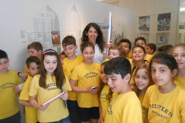 &Eta; &Delta;ή&mu;&eta;&tau;&rho;&alpha; &Mu;&alpha;&gamma;&kappa;&alpha;&nu;&omicron;&upsilon;&delta;ά&kappa;&eta; &upsilon;&pi;&omicron;&delta;έ&chi;&tau;&eta;&kappa;&epsilon; &sigma;&tau;&omicron; &Mu;&omicron;&upsilon;&sigma;&epsilon;ί&omicron; &Mu;&alpha;&rho;&alpha;&theta;&omega;&nu;ί&omicron;&upsilon; &Delta;&rho;ό&mu;&omicron;&upsilon; &tau;&omicron;&upsilon;&sigmaf; &mu;&alpha;&theta;&eta;&tau;έ&sigmaf; &tau;&omicron;&upsilon; &Alpha;&rho;&sigma;&alpha;&kappa;&epsilon;ί&omicron;&upsilon; &Tau;&omicron;&sigma;&iota;&tau;&sigma;&epsilon;ί&omicron;&upsilon; &Epsilon;&kappa;ά&lambda;&eta;&sigmaf;