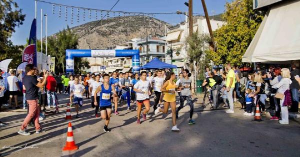 5&omicron;&sigmaf; &Xi;&epsilon;&nu;&omicron;&delta;ά&mu;&epsilon;&iota;&omicron;&sigmaf;: &Tau;&omicron; &rho;&alpha;&nu;&tau;&epsilon;&beta;&omicron;ύ &tau;&omega;&nu; &delta;&rho;&omicron;&mu;έ&omega;&nu; &sigma;&tau;&eta;&nu; &mu;&omicron;&nu;&alpha;&delta;&iota;&kappa;ή &pi;&alpha;&rho;&alpha;&lambda;&iota;&alpha;&kappa;ή &delta;&iota;&alpha;&delta;&rho;&omicron;&mu;ή &sigma;&tau;&eta;&nu; &Alpha;&nu;&tau;ί&kappa;&upsilon;&rho;&alpha;
