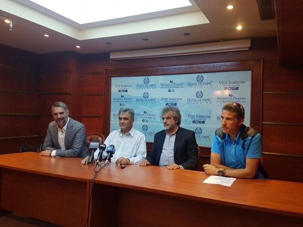 &Delta;&Epsilon;&Lambda;&Tau;&Iota;&Omicron; &Tau;&Upsilon;&Pi;&Omicron;&Upsilon; - Ά&nu;&omicron;&iota;&xi;&alpha;&nu; &omicron;&iota; &epsilon;&gamma;&gamma;&rho;&alpha;&phi;έ&sigmaf; &gamma;&iota;&alpha; &tau;&omicron;&nu; &laquo;2&omicron; &Nu;&upsilon;&chi;&tau;&epsilon;&rho;&iota;&nu;ό &Eta;&mu;&iota;&mu;&alpha;&rho;&alpha;&theta;ώ&nu;&iota;&omicron; &Iota;&omega;&alpha;&nu;&nu;ί&nu;&omega;&nu;&raquo;